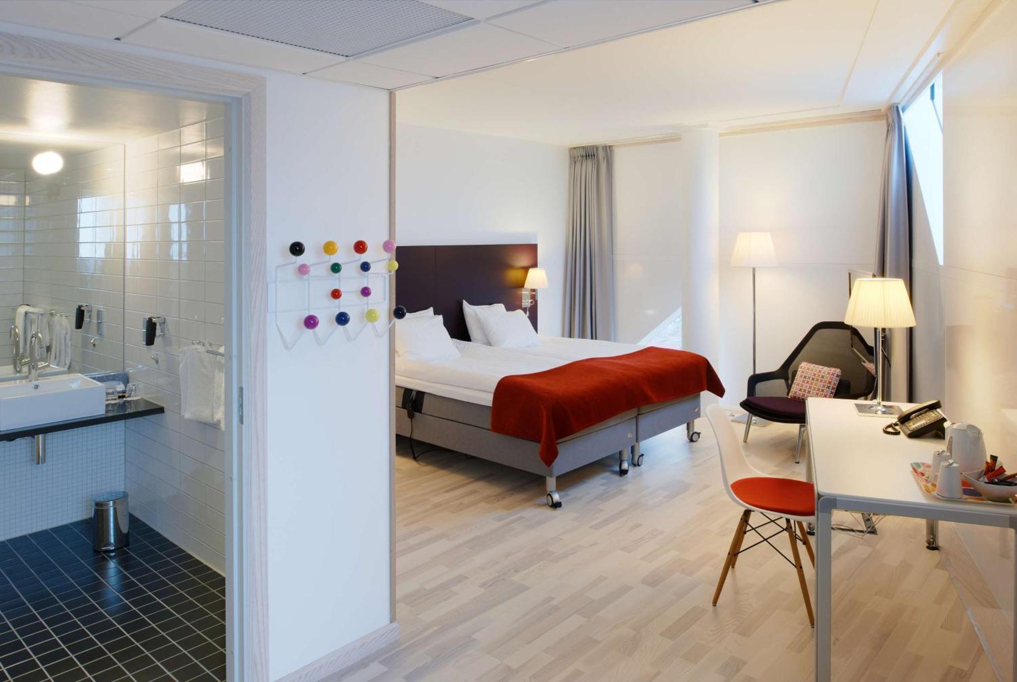 Scandic Victoria Tower Hotel 4*